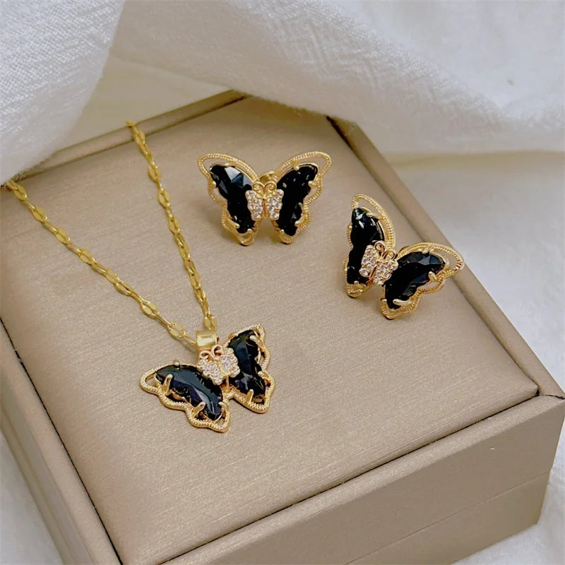 Mo's Butterfly Necklace And Earrings Set