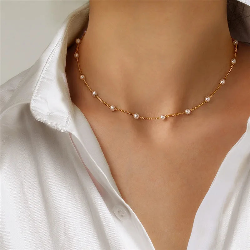 Mo's Gold Pearl Necklace